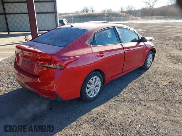 ✅ 2019 Hyundai Accent SE • VIN: 3KPC24A31KE073055 • Лот: 41385942. Опубликован ранее на IAAI с пробегом 103 299 миль. Бесплатный доступ к архиву аукционных продаж из США и подробный отчёт об истории автомобиля на DreamBid. Изображение 4.