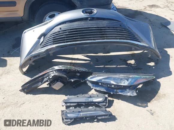 ✅ 2021 Toyota Mirai XLE • VIN: JTDAAAAA9MA002019 • Lot: 43475584. Listed on IAAI with 43,846 mi. Free auction sales archive from the USA and detailed vehicle history report at DreamBid. Image 12.