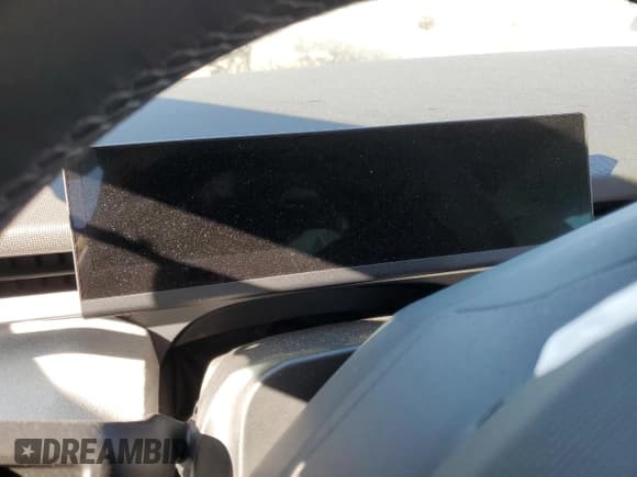 ✅ 2023 Fisker Ocean One • VIN: VCF1ZBU27PG005912 • Лот: 42218115. Опубликован ранее на Copart с пробегом Не указан. Бесплатный доступ к архиву аукционных продаж из США и подробный отчёт об истории автомобиля на DreamBid. Изображение 9.