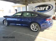 ✅ 2022 Audi A5 Sportback S line Premium Plus • VIN: WAUFACF57NA013144 • Лот: 70399875. Опубликован ранее на Copart с пробегом 20 021 миль. Бесплатный доступ к архиву аукционных продаж из США и подробный отчёт об истории автомобиля на DreamBid. Изображение 2.