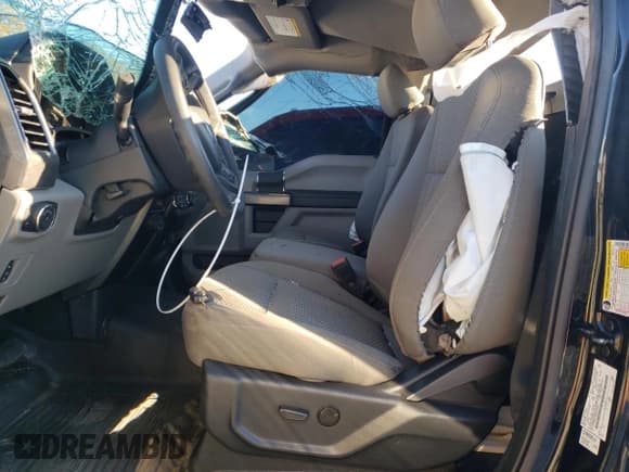 ✅ 2022 Ford F-350 XL • VIN: 1FTRF3BT7NEE37504 • Лот: 84522084. Опубликован ранее на Copart с пробегом 43 443 миль. Бесплатный доступ к архиву аукционных продаж из США и подробный отчёт об истории автомобиля на DreamBid. Изображение 7.