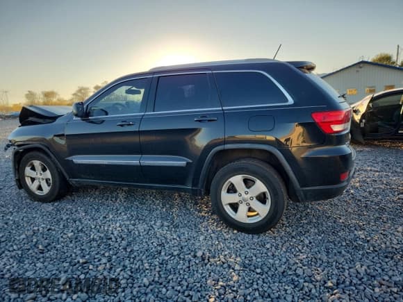 ✅ 2011 Jeep Grand Cherokee Laredo • VIN: 1J4RR4GTXBC586643 • Lot: 91539235. Listed on Copart with 96,548 mi. Free auction sales archive from the USA and detailed vehicle history report at DreamBid. Image 2.