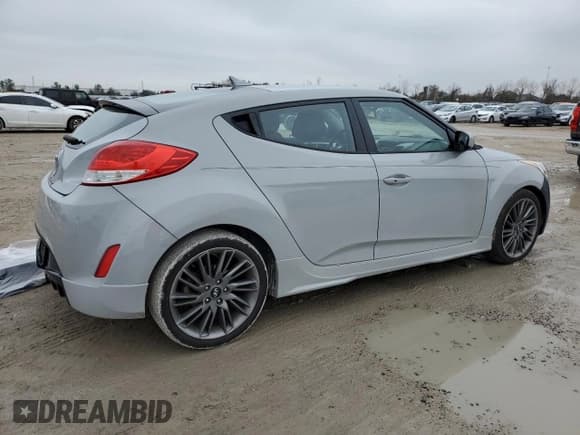 ✅ 2013 Hyundai Veloster RE:MIX • VIN: KMHTC6AD3DU157430 • Lot: 42706545. Wystawiony na Copart z przebiegiem 127 511 mil. Bezpłatny archiwum sprzedaży aukcyjnych z USA i szczegółowy raport historii pojazdu na DreamBid. Zdjęcie 3.
