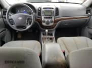 ✅ 2010 Hyundai Santa Fe GLS • VIN: 5NMSG3AB0AH345228 • Lot: 73937304. Listed on Copart with 193,881 mi. Free auction sales archive from the USA and detailed vehicle history report at DreamBid. Image 8.