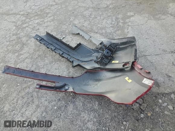 ✅ 2014 Ford Explorer XLT • VIN: 1FM5K8D8XEGA66970 • Lot: 95308525. Wystawiony na Copart z przebiegiem 197 989 mil. Bezpłatny archiwum sprzedaży aukcyjnych z USA i szczegółowy raport historii pojazdu na DreamBid. Zdjęcie 13.