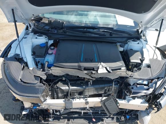 ✅ 2024 Hyundai Ioniq 5 SEL • VIN: KM8KNDDF8RU282227 • Lot: 42970559. Wystawiony na IAAI z przebiegiem 6 751 mil. Bezpłatny archiwum sprzedaży aukcyjnych z USA i szczegółowy raport historii pojazdu na DreamBid. Zdjęcie 10.