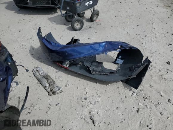 ✅ 2018 Alfa Romeo Giulia • VIN: ZARFAEDN2J7589285 • Lot: 61755795. Wystawiony na Copart z przebiegiem Nie podano. Bezpłatny archiwum sprzedaży aukcyjnych z USA i szczegółowy raport historii pojazdu na DreamBid. Zdjęcie 12.