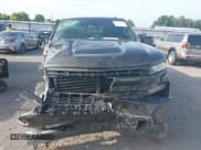 ✅ 2022 Chevrolet Silverado 1500 RST • VIN: 1GCUYEED5NZ126800 • Лот: 42528225. Опубликован ранее на IAAI с пробегом 77 824 миль. Бесплатный доступ к архиву аукционных продаж из США и подробный отчёт об истории автомобиля на DreamBid. Изображение 12.