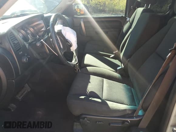 ✅ 2013 Chevrolet Silverado 1500 LT • VIN: 1GCRCSE04DZ108285 • Lot: 87053535. Listed on Copart with 204,832 mi. Free auction sales archive from the USA and detailed vehicle history report at DreamBid. Image 7.