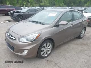 ✅ 2012 Hyundai Accent GLS • VIN: KMHCU4AE8CU240375 • Lot: 42184903. Wystawiony na IAAI z przebiegiem 116 785 mil. Bezpłatny archiwum sprzedaży aukcyjnych z USA i szczegółowy raport historii pojazdu na DreamBid. Zdjęcie 2.