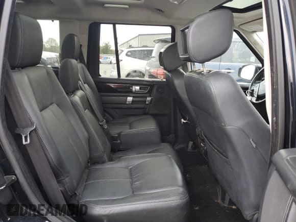 ✅ 2014 Land Rover LR4 Lux • VIN: SALAK2V62EA682283 • Lot: 84572535. Wystawiony na Copart z przebiegiem 134 241 mil. Bezpłatny archiwum sprzedaży aukcyjnych z USA i szczegółowy raport historii pojazdu na DreamBid. Zdjęcie 11.