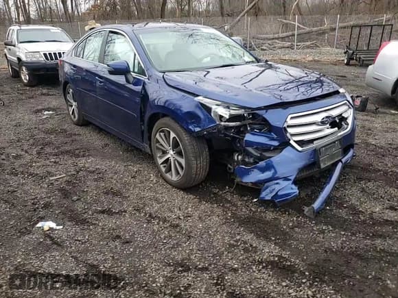 ✅ 2017 Subaru Legacy Limited • VIN: 4S3BNAN64H3010943 • Лот: 44102663. Опубликован ранее на Copart с пробегом 82 374 миль. Бесплатный доступ к архиву аукционных продаж из США и подробный отчёт об истории автомобиля на DreamBid. Изображение 11.