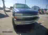 ✅ 2001 Chevrolet Silverado 1500 LS • VIN: 1GCEC14V91Z307897 • Lot: 67905664. Wystawiony na Copart z przebiegiem Nie podano mil. Skorzystaj z bezpłatnego archiwum sprzedaży aukcyjnych z USA i zobacz szczegółowy raport historii pojazdu na DreamBid. Zdjęcie 10.