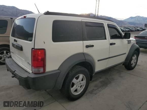 2008 Dodge Nitro SXT с VIN 1D8GU28K78W189616, выставлен на аукционе Copart как лот 78451894 с пробегом 201 667 миль миль и Списание • Salvage title. История ставок и продаж доступна на DreamBid. Изображение 3.