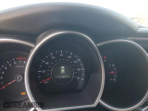 ✅ 2014 Kia Optima LX • VIN: 5XXGM4A70EG350496 • Lot: 90030865. Listed on Copart with 236,917 mi. Free auction sales archive from the USA and detailed vehicle history report at DreamBid. Image 9.