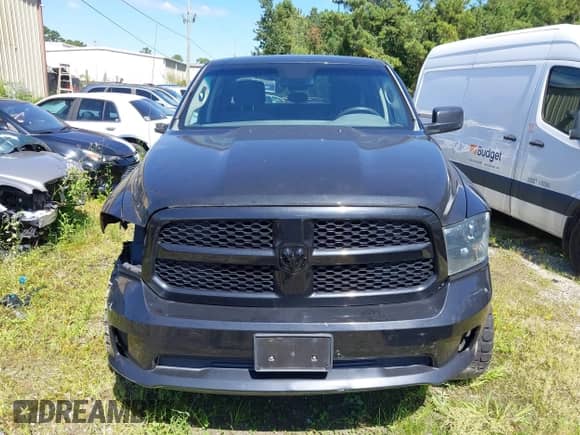 2015 Ram 1500 Express с VIN 1C6RR7FT6FS717739, выставлен на аукционе IAAI как лот 43221818 с пробегом 112 860 миль миль и . История ставок и продаж доступна на DreamBid. Изображение 13.