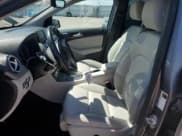 ✅ 2014 Mercedes-Benz B Electric Drive • VIN: WDDVP9AB9EJ002875 • Lot: 57620025. Wystawiony na Copart z przebiegiem 89 631 mil. Bezpłatny archiwum sprzedaży aukcyjnych z USA i szczegółowy raport historii pojazdu na DreamBid. Zdjęcie 7.