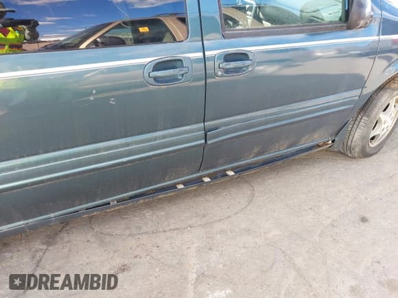 ✅ 1998 Oldsmobile Silhouette GL • VIN: 1GHDX03E3WD101470 • Lot: 41780571. Wystawiony na IAAI z przebiegiem 115 928 mil. Bezpłatny archiwum sprzedaży aukcyjnych z USA i szczegółowy raport historii pojazdu na DreamBid. Zdjęcie 6.