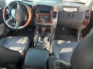 ✅ 2004 Mitsubishi Montero Limited • VIN: JA4MW51S44J010070 • Lot: 52792075. Wystawiony na Copart z przebiegiem 265 662 mil. Bezpłatny archiwum sprzedaży aukcyjnych z USA i szczegółowy raport historii pojazdu na DreamBid. Zdjęcie 8.