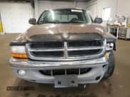 ✅ 2001 Dodge Dakota Sport • VIN: 1B7GL2AN41S219951 • Lot: 70732775. Wystawiony na Copart z przebiegiem 120 285 mil. Bezpłatny archiwum sprzedaży aukcyjnych z USA i szczegółowy raport historii pojazdu na DreamBid. Zdjęcie 5.