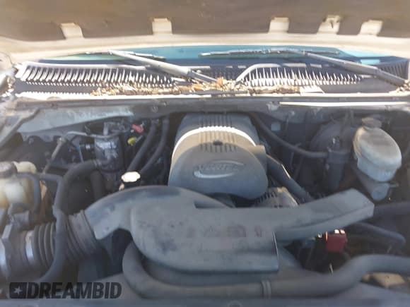 ✅ 2003 Chevrolet Tahoe Z71 • VIN: 1GNEK13Z13R215250 • Lot: 43487629. Listed on IAAI with Not provided. Free auction sales archive from the USA and detailed vehicle history report at DreamBid. Image 10.