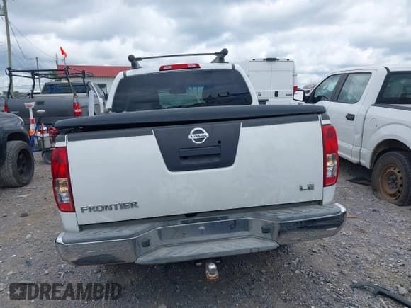 ✅ 2009 Nissan Frontier SE • VIN: 1N6AD07U19C427701 • Lot: 42613374. Wystawiony na IAAI z przebiegiem 164 412 mil. Bezpłatny archiwum sprzedaży aukcyjnych z USA i szczegółowy raport historii pojazdu na DreamBid. Zdjęcie 16.