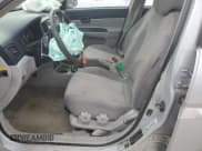 ✅ 2006 Hyundai Accent GLS • VIN: KMHCN46C06U047601 • Лот: 41873365. Опубликован ранее на Copart с пробегом 163 812 миль. Бесплатный доступ к архиву аукционных продаж из США и подробный отчёт об истории автомобиля на DreamBid. Изображение 7.