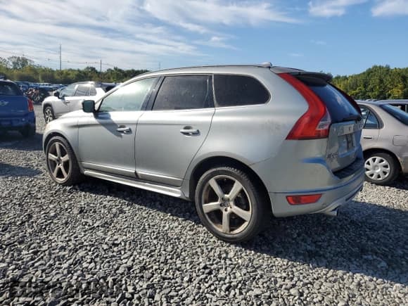 ✅ 2010 Volvo XC60 3.0T • VIN: YV4992DZ1A2101522 • Lot: 81432245. Listed on Copart with 63,496 mi. Free auction sales archive from the USA and detailed vehicle history report at DreamBid. Image 2.