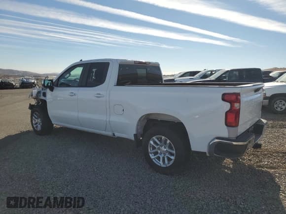 ✅ 2022 Chevrolet Silverado 1500 • VIN: 1GCVDDET1NZ505312 • Лот: 68635944. Опубликован ранее на Copart с пробегом 52 676 миль. Бесплатный доступ к архиву аукционных продаж из США и подробный отчёт об истории автомобиля на DreamBid. Изображение 2.