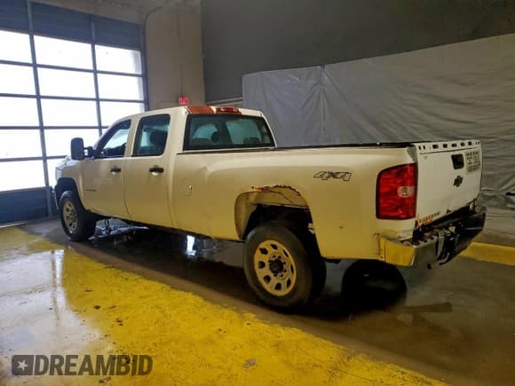 ✅ 2013 Chevrolet Silverado 3500HD Work Truck • VIN: 1GC4KZCG3DF221927 • Лот: 93399055. Опубликован ранее на Copart с пробегом 131 531 миль. Бесплатный доступ к архиву аукционных продаж из США и подробный отчёт об истории автомобиля на DreamBid. Изображение 2.