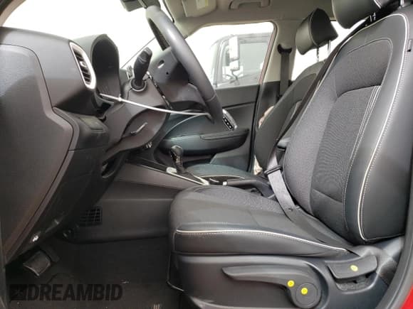 ✅ 2024 Hyundai Venue Limited • VIN: KMHRC8A31RU321908 • Lot: 47684665. Listed on Copart with 29,792 mi. Free auction sales archive from the USA and detailed vehicle history report at DreamBid. Image 7.