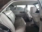 ✅ 1986 Mercedes-Benz 560 • VIN: WDBCA39D9GA262989 • Lot: 80738225. Wystawiony na Copart z przebiegiem 132 545 mil. Bezpłatny archiwum sprzedaży aukcyjnych z USA i szczegółowy raport historii pojazdu na DreamBid. Zdjęcie 10.