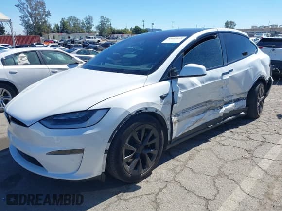 ✅ 2023 Tesla Model X • VIN: 7SAXCBE55PF369134 • Лот: 43449819. Опубликован ранее на IAAI с пробегом 27 794 миль. Бесплатный доступ к архиву аукционных продаж из США и подробный отчёт об истории автомобиля на DreamBid. Изображение 17.