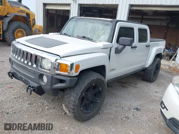✅ 2009 Hummer H3 H3T Luxury • VIN: 5GNEN13E498143536 • Lot: 43201452. Wystawiony na IAAI z przebiegiem 174 304 mil. Bezpłatny archiwum sprzedaży aukcyjnych z USA i szczegółowy raport historii pojazdu na DreamBid. Zdjęcie 17.