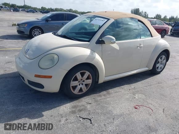 ✅ 2007 Volkswagen Beetle • VIN: 3VWRF31Y47M416651 • Lot: 42719763. Listed on IAAI with 108,153 mi. Free auction sales archive from the USA and detailed vehicle history report at DreamBid. Image 2.
