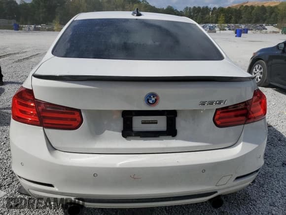 ✅ 2013 BMW 3 Series 335i • VIN: WBA3A9G53DNP36355 • Lot: 81671695. Listed on Copart with 109,481 mi. Free auction sales archive from the USA and detailed vehicle history report at DreamBid. Image 6.