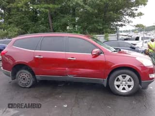 ✅ 2011 Chevrolet Traverse 2LT • VIN: 1GNKRJED3BJ106835 • Lot: 42901715. Wystawiony na IAAI z przebiegiem 142 081 mil. Bezpłatny archiwum sprzedaży aukcyjnych z USA i szczegółowy raport historii pojazdu na DreamBid. Zdjęcie 6.