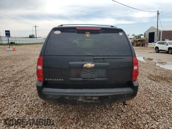 ✅ 2007 Chevrolet Suburban Commercial • VIN: 3GNGK26K77G308843 • Lot: 63867775. Wystawiony na Copart z przebiegiem 164 090 mil. Bezpłatny archiwum sprzedaży aukcyjnych z USA i szczegółowy raport historii pojazdu na DreamBid. Zdjęcie 6.