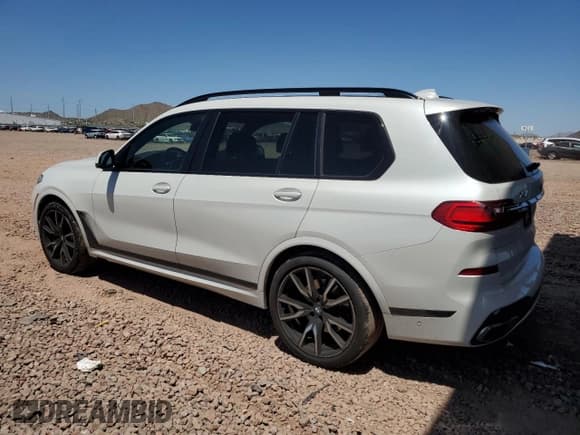 ✅ 2019 BMW X7 xDrive50i • VIN: 5UXCX4C55KLB39499 • Lot: 61648215. Wystawiony na Copart z przebiegiem 57 103 mil. Bezpłatny archiwum sprzedaży aukcyjnych z USA i szczegółowy raport historii pojazdu na DreamBid. Zdjęcie 2.