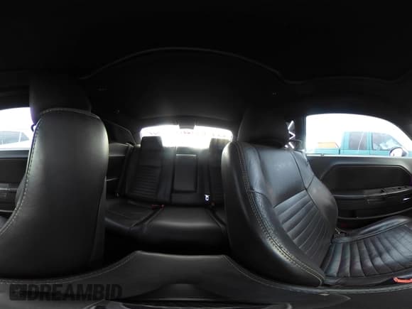 ✅ 2012 Dodge Challenger R/T Plus • VIN: 2C3CDYBTXCH105723 • Lot: 43423439. Wystawiony na IAAI z przebiegiem 191 955 mil. Bezpłatny archiwum sprzedaży aukcyjnych z USA i szczegółowy raport historii pojazdu na DreamBid. Zdjęcie 19.