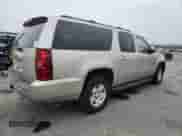 2014 Chevrolet Suburban LT z VIN 1GNSKJE77ER190744, wystawiony jako Copart lot #90239255 z przebiegiem Nie podano mil oraz Czysty tytuł • Clean title. Historia ofert i sprzedaży dostępna na DreamBid. Obrazek 3.