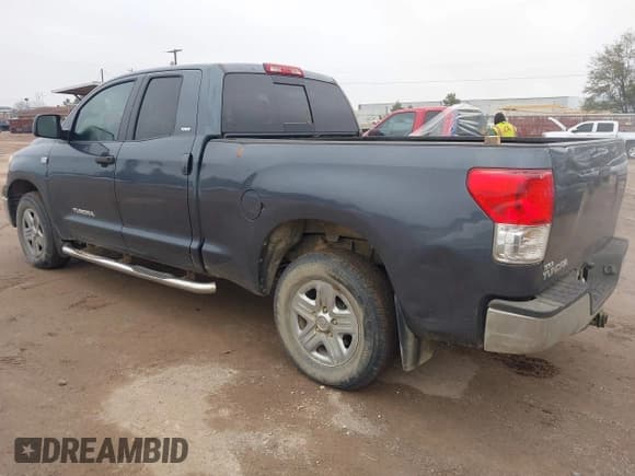 ✅ 2010 Toyota Tundra • VIN: 5TFRM5F15AX003218 • Lot: 43840743. Wystawiony na IAAI z przebiegiem 232 392 mil. Bezpłatny archiwum sprzedaży aukcyjnych z USA i szczegółowy raport historii pojazdu na DreamBid. Zdjęcie 3.