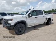 ✅ 2025 Chevrolet Silverado 1500 ZR2 • VIN: 3GCUKHEL0SG257140 • Лот: 61436555. Опубликован ранее на Copart с пробегом 2 071 миль. Бесплатный доступ к архиву аукционных продаж из США и подробный отчёт об истории автомобиля на DreamBid. Изображение 1.