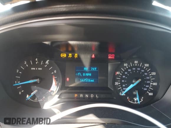 ✅ 2017 Ford Fusion S • VIN: 3FA6P0G75HR380608 • Lot: 81863285. Wystawiony na Copart z przebiegiem 147 516 mil. Bezpłatny archiwum sprzedaży aukcyjnych z USA i szczegółowy raport historii pojazdu na DreamBid. Zdjęcie 9.