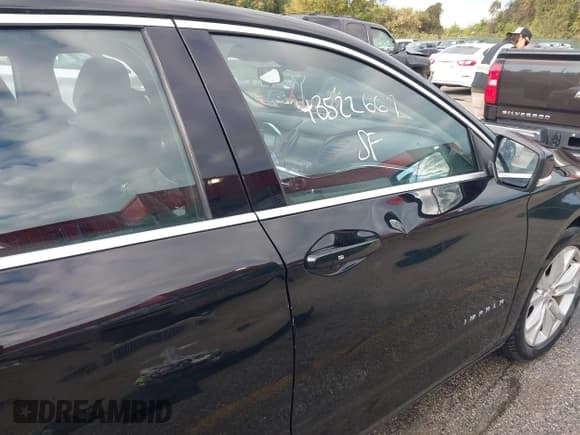 ✅ 2018 Chevrolet Impala LT • VIN: 2G1105SA0J9102566 • Lot: 43522667. Wystawiony na IAAI z przebiegiem 71 564 mil. Bezpłatny archiwum sprzedaży aukcyjnych z USA i szczegółowy raport historii pojazdu na DreamBid. Zdjęcie 21.