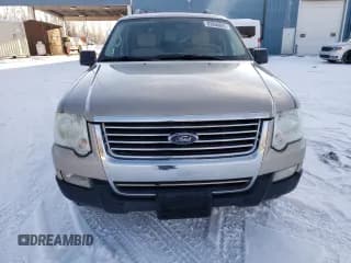 ✅ 2007 Ford Explorer XLT • VIN: 1FMEU73E87UA97425 • Lot: 93956665. Wystawiony na Copart z przebiegiem 109 182 mil. Bezpłatny archiwum sprzedaży aukcyjnych z USA i szczegółowy raport historii pojazdu na DreamBid. Zdjęcie 5.