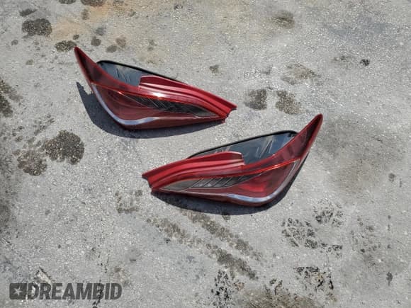 ✅ 2015 Hyundai Genesis Coupe 3.8L Base • VIN: KMHHT6KJ5FU130128 • Lot: 54732785. Wystawiony na Copart z przebiegiem 67 963 mil. Bezpłatny archiwum sprzedaży aukcyjnych z USA i szczegółowy raport historii pojazdu na DreamBid. Zdjęcie 12.