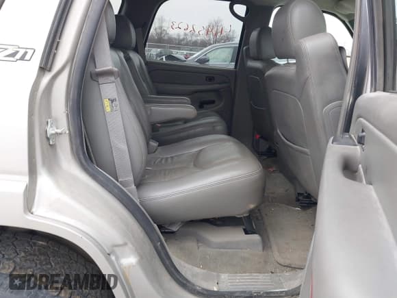 ✅ 2004 Chevrolet Tahoe LT • VIN: 1GNEK13Z44R322441 • Лот: 41452623. Опубликован ранее на IAAI с пробегом 248 685 миль. Бесплатный доступ к архиву аукционных продаж из США и подробный отчёт об истории автомобиля на DreamBid. Изображение 8.