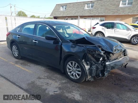✅ 2016 Nissan Altima S • VIN: 1N4AL3AP9GC235648 • Lot: 43272058. Listed on IAAI with 85,934 mi. Free auction sales archive from the USA and detailed vehicle history report at DreamBid. Image 1.