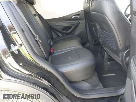 ✅ 2020 Buick Encore Preferred • VIN: KL4CJASB9LB330155 • Lot: 43480378. Wystawiony na IAAI z przebiegiem 41 166 mil. Bezpłatny archiwum sprzedaży aukcyjnych z USA i szczegółowy raport historii pojazdu na DreamBid. Zdjęcie 8.